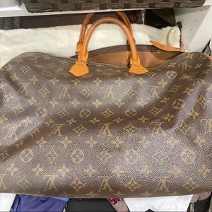 Louis Vuitton speedy 40 monogram